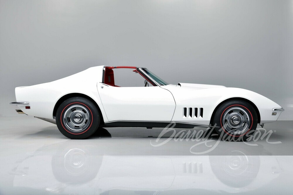 1968 CHEVROLET CORVETTE L88 - Side Profile - 251342