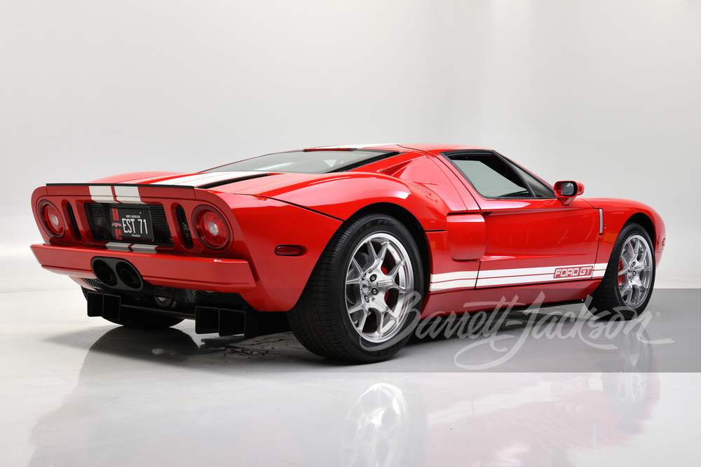 2005 FORD GT - Rear 3/4 - 251346