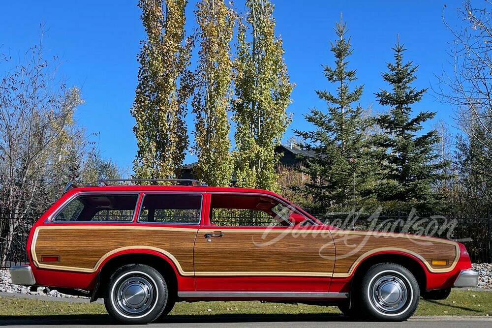 1977 FORD PINTO SQUIRE WAGON - Side Profile - 251412