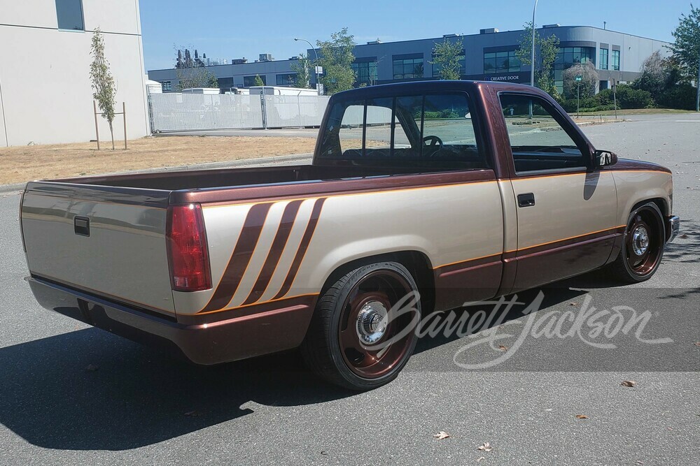 1989 CHEVROLET 1500 CUSTOM PICKUP - Rear 3/4 - 251459