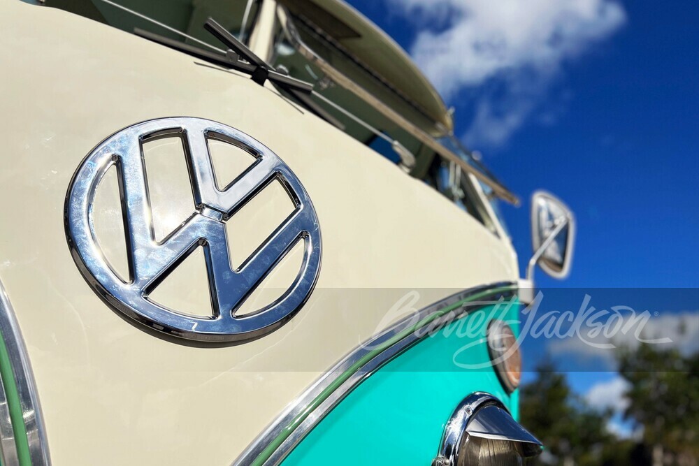 1972 VOLKSWAGEN 23-WINDOW RE-CREATION BUS - Misc 7 - 251519