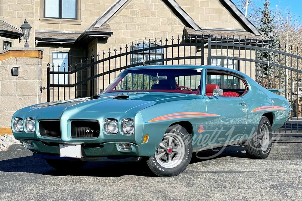 1970 PONTIAC GTO JUDGE RAM AIR III - Front 3/4 - 251717