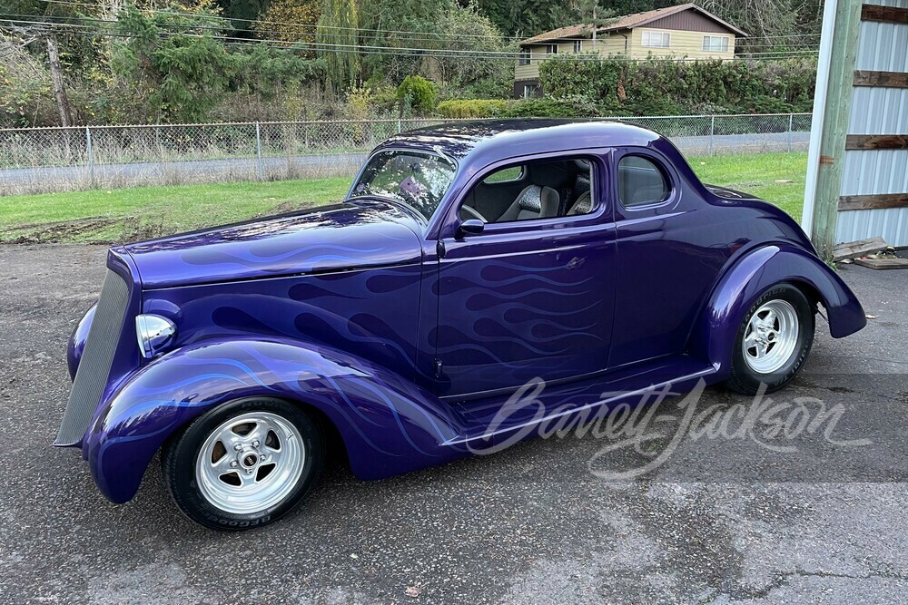 1936 PLYMOUTH DELUXE CUSTOM COUPE - Front 3/4 - 251769