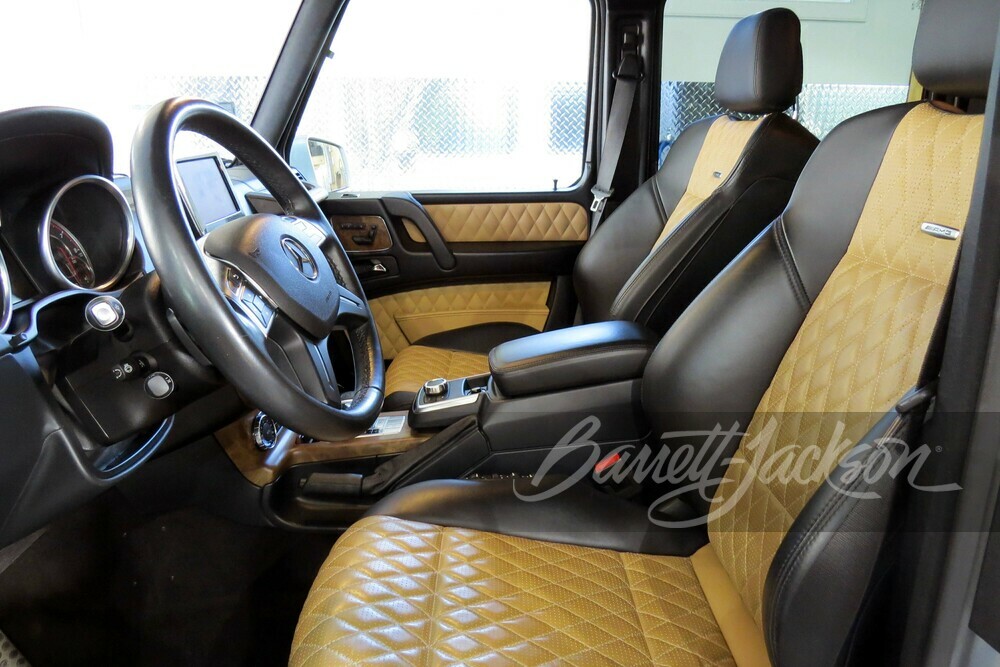 2016 MERCEDES-BENZ G63 AMG - Interior - 251897