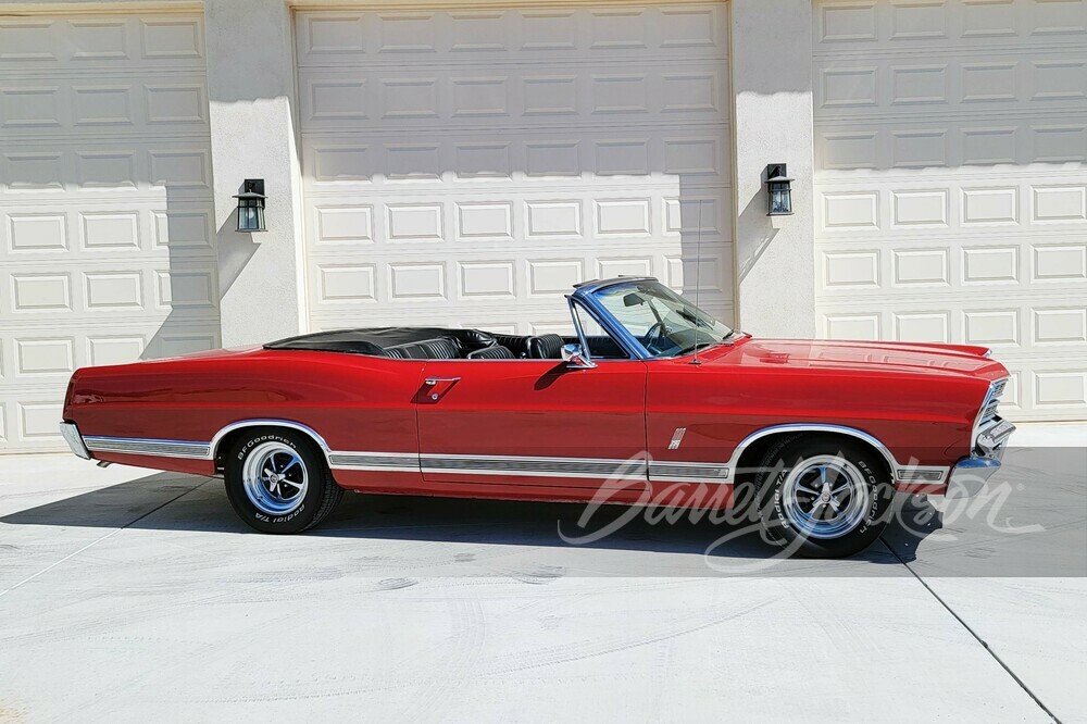 1967 FORD GALAXIE 500 XL CONVERTIBLE - Side Profile - 251942
