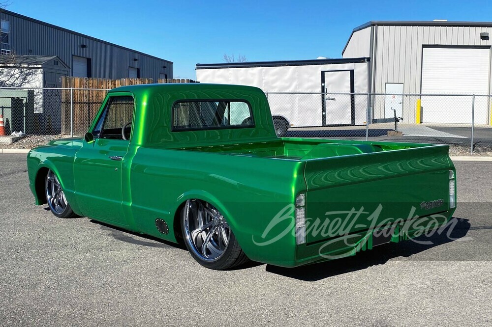 1967 CHEVROLET C10 CUSTOM PICKUP - Rear 3/4 - 251965