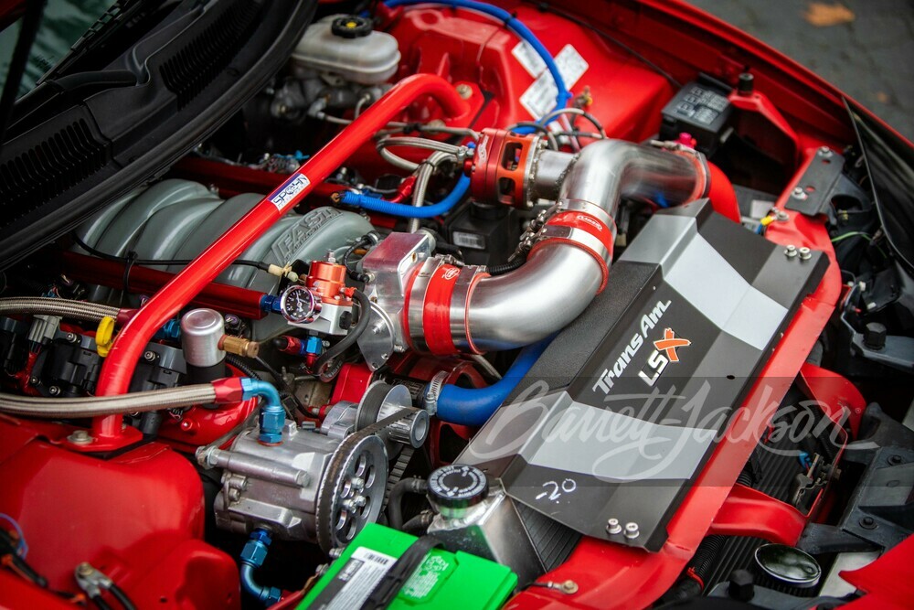 2001 PONTIAC FIREBIRD TRANS AM CUSTOM COUPE - Engine - 252003