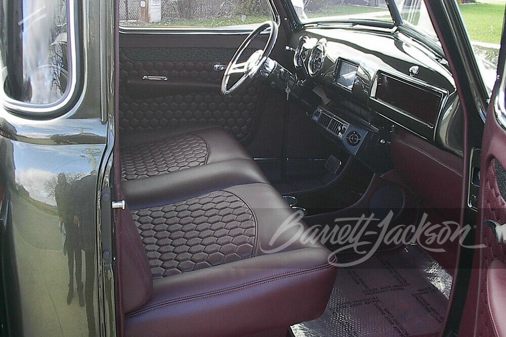 1951 CHEVROLET 3100 CUSTOM PICKUP - Interior - 252064