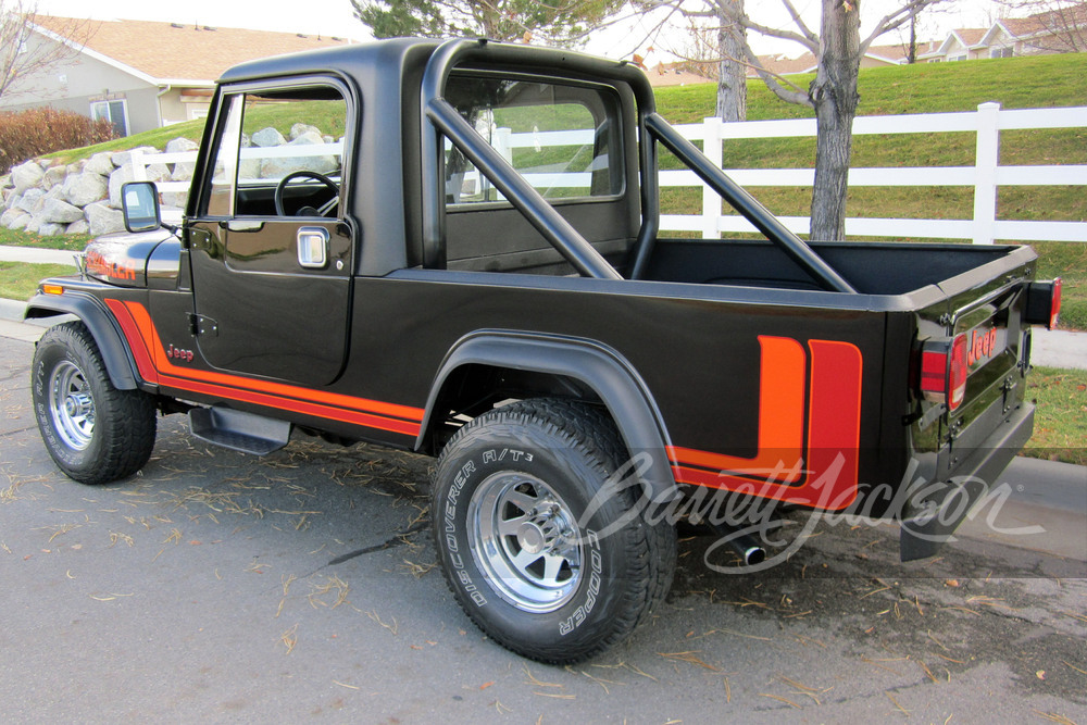 1982 JEEP SCRAMBLER CUSTOM SUV - Rear 3/4 - 252093