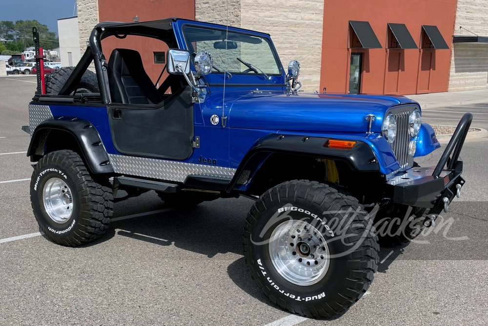 1983 JEEP CJ-7 4X4 CUSTOM - Side Profile - 252230