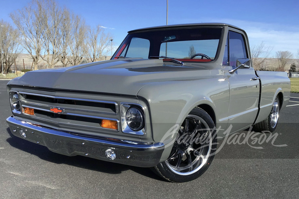 1971 CHEVROLET C10 CUSTOM PICKUP - Front 3/4 - 252359