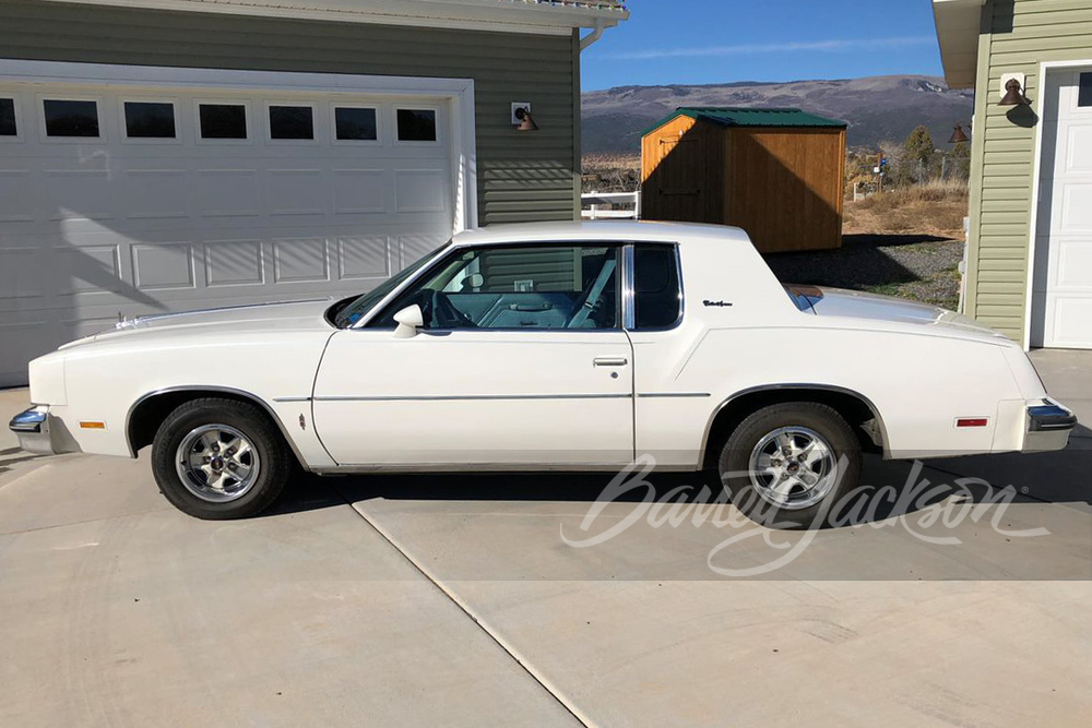 1979 OLDSMOBILE CUTLASS SUPREME - Side Profile - 252379