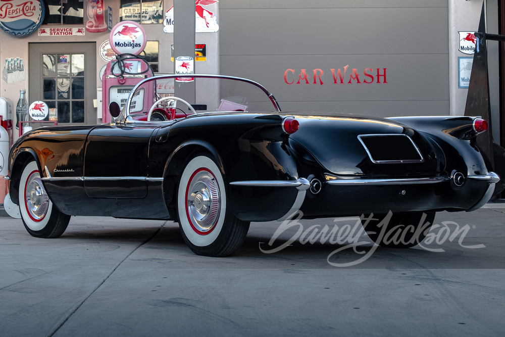 1954 CHEVROLET CORVETTE 235/155 CONVERTIBLE - Rear 3/4 - 252395
