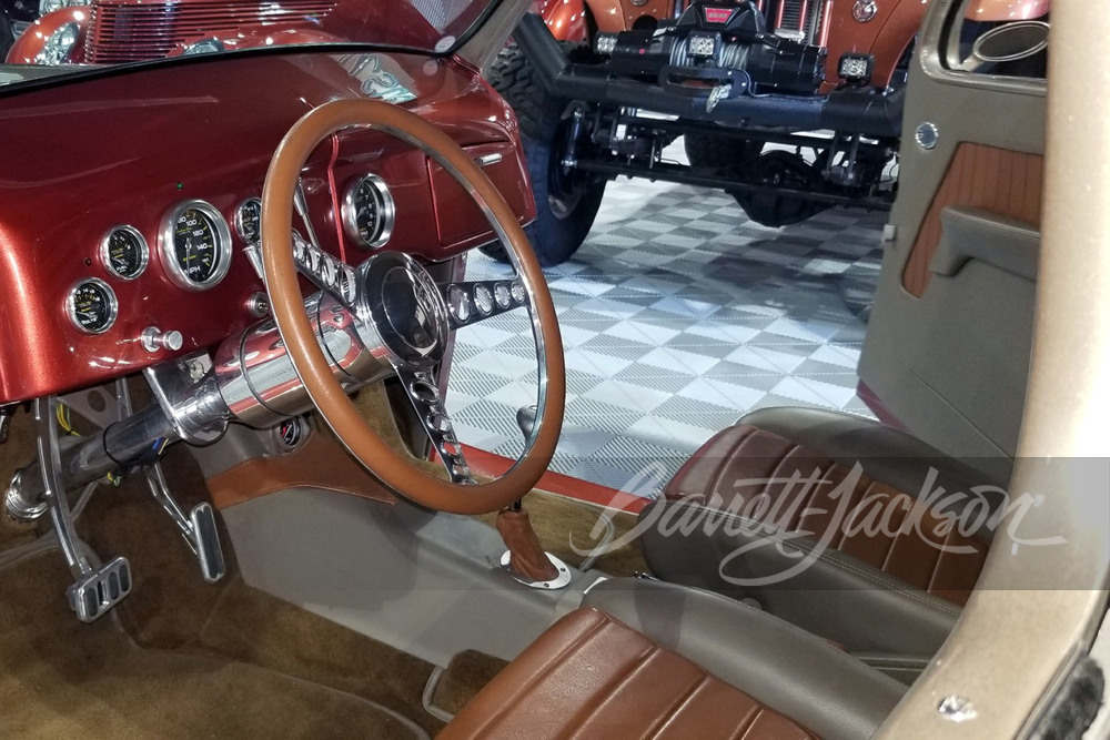 1935 FORD CUSTOM 2-DOOR SEDAN - Misc 1 - 252407