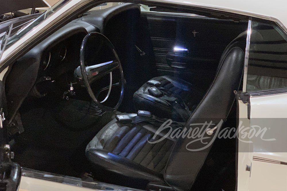 1969 FORD MUSTANG BOSS 302 - Interior - 252419