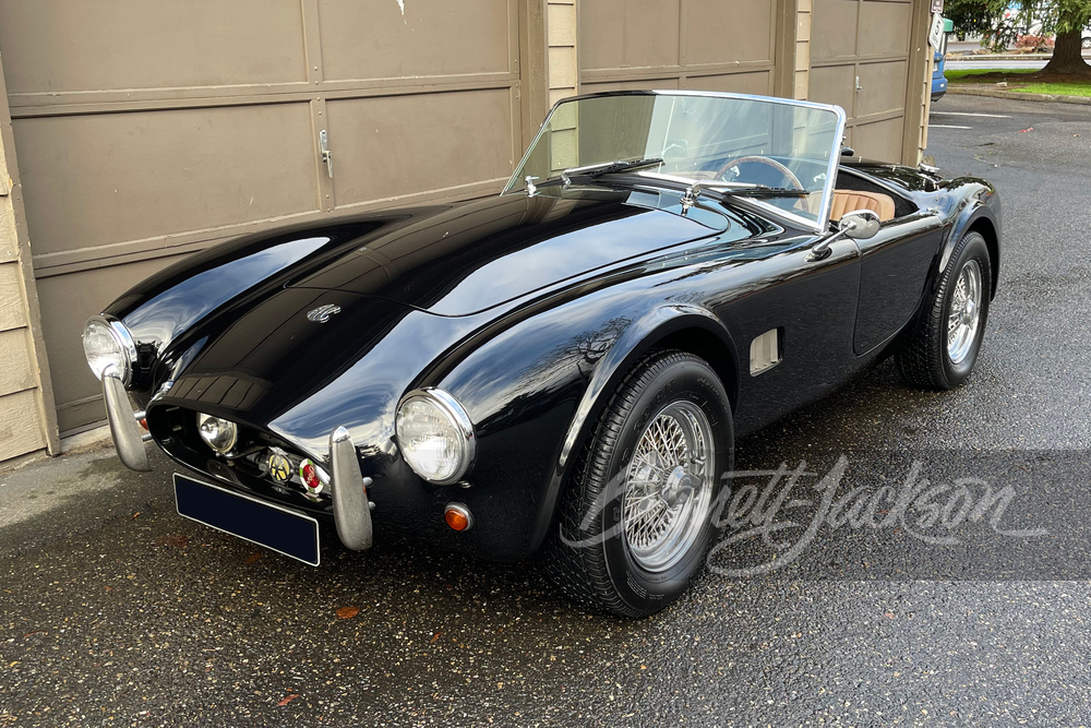 1962 SHELBY COBRA ROADSTER RE-CREATION - Front 3/4 - 252450