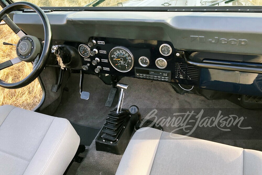 1983 JEEP CJ7 CUSTOM SUV - Misc 10 - 252602