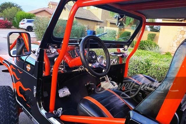 1985 JEEP CJ7 CUSTOM SUV - Interior - 252611
