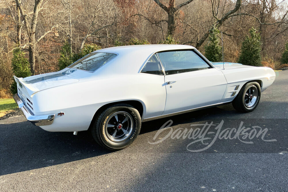 1969 PONTIAC FIREBIRD 400 - Rear 3/4 - 252658