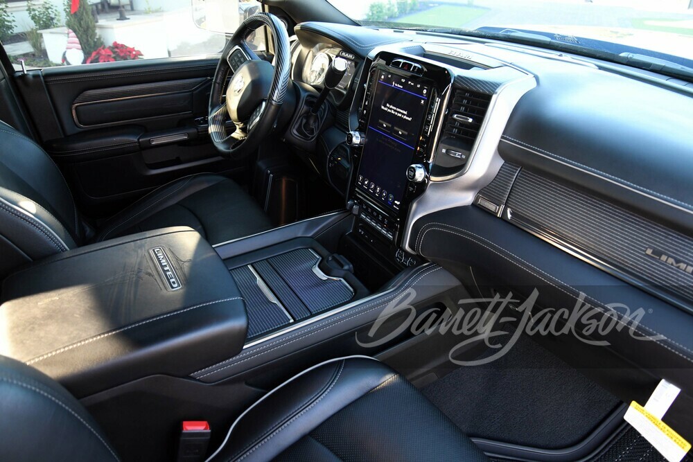 2019 RAM 2500 MEGA CAB DIESEL CUSTOM PICKUP - Interior - 252898