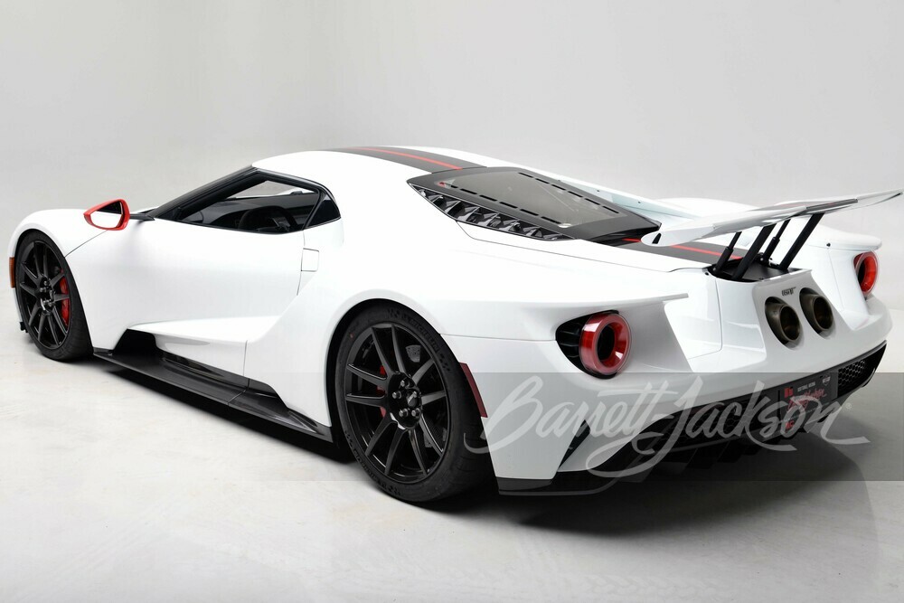 2020 FORD GT CARBON SERIES - Rear 3/4 - 252918