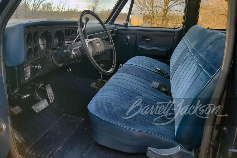 1990 CHEVROLET 3500 CUSTOM PICKUP - Interior - 252928