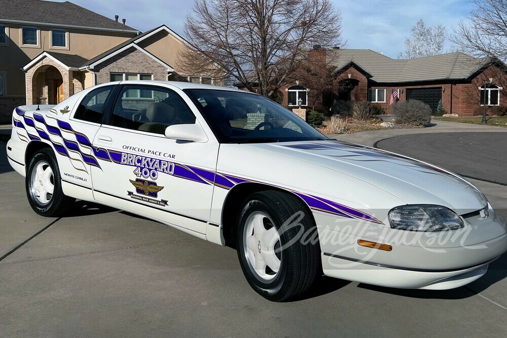 1995 CHEVROLET MONTE CARLO BRICKYARD 400 PACE CAR
