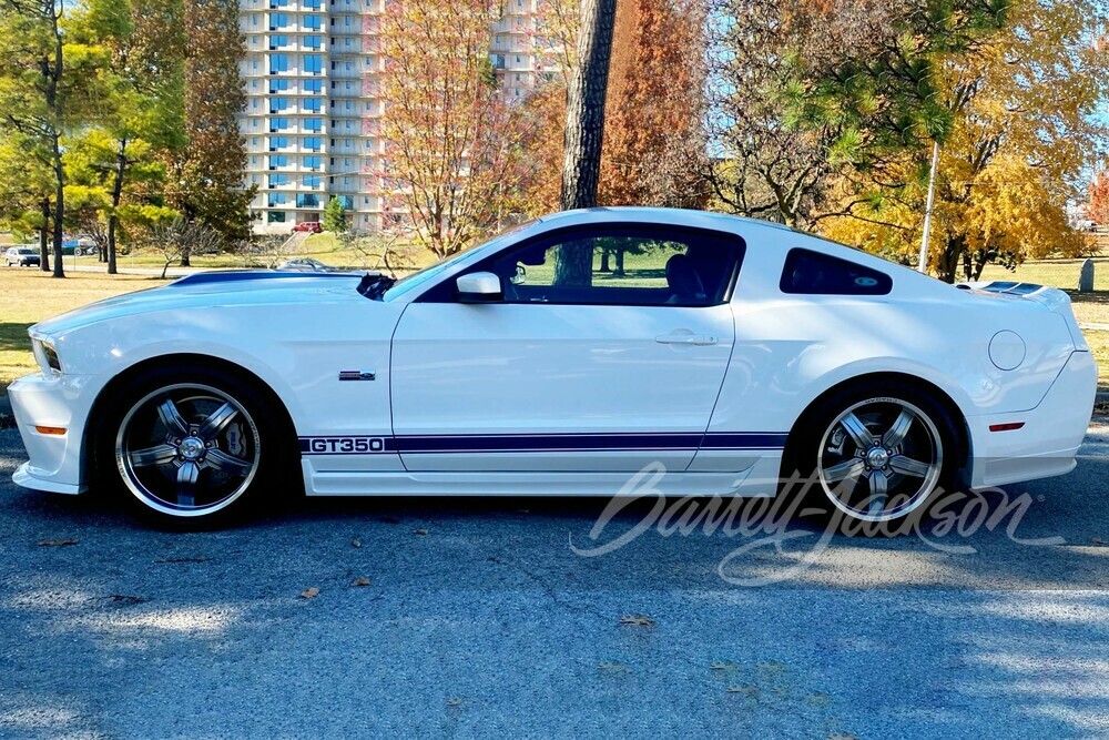 2011 FORD SHELBY GT350 - Side Profile - 253079