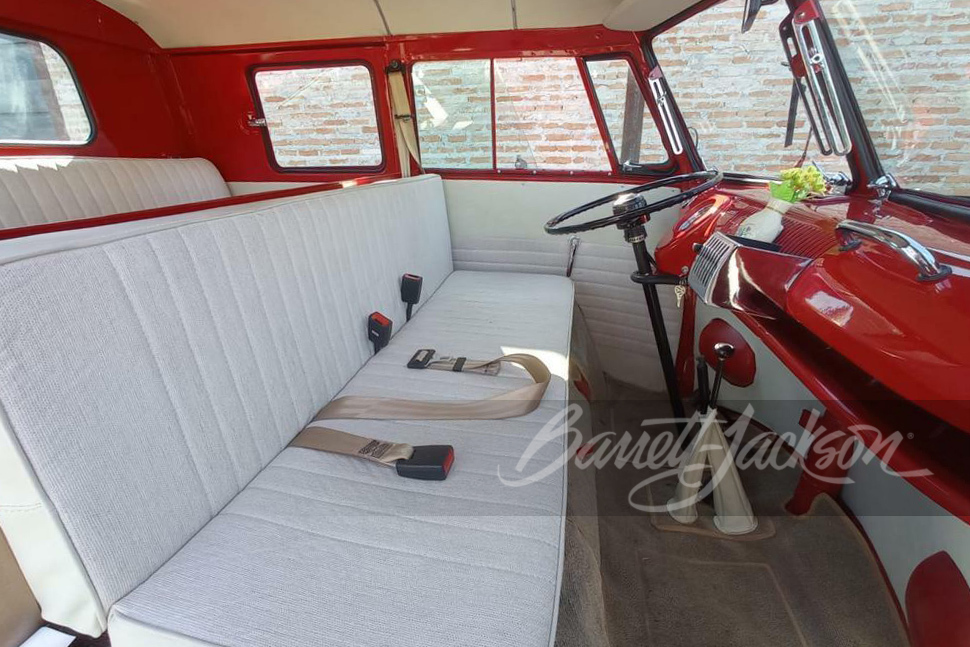 1962 VOLKSWAGEN TYPE II DOUBLE-CAB - Interior - 253080