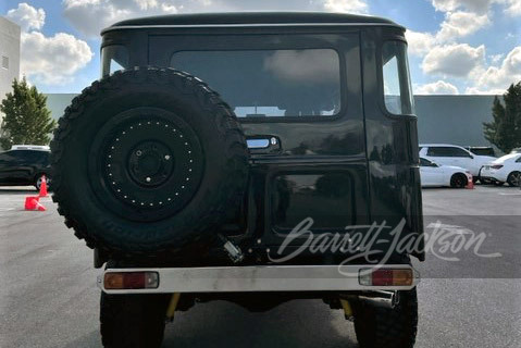 1985 TOYOTA FJ45 LAND CRUISER CUSTOM TROOPY - Rear 3/4 - 253272