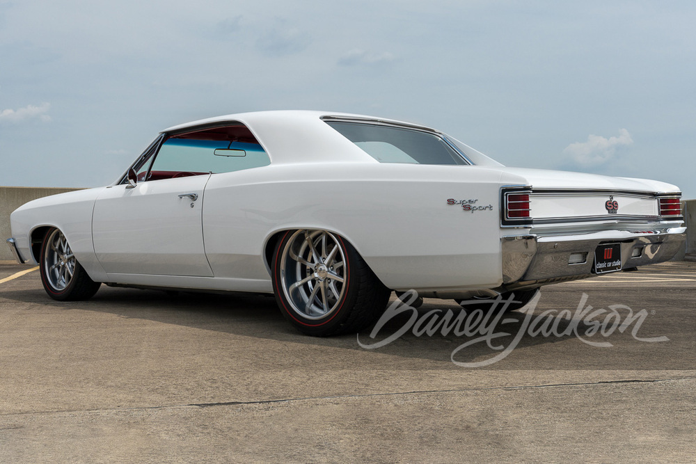 1967 CHEVROLET CHEVELLE CUSTOM COUPE - Rear 3/4 - 253339