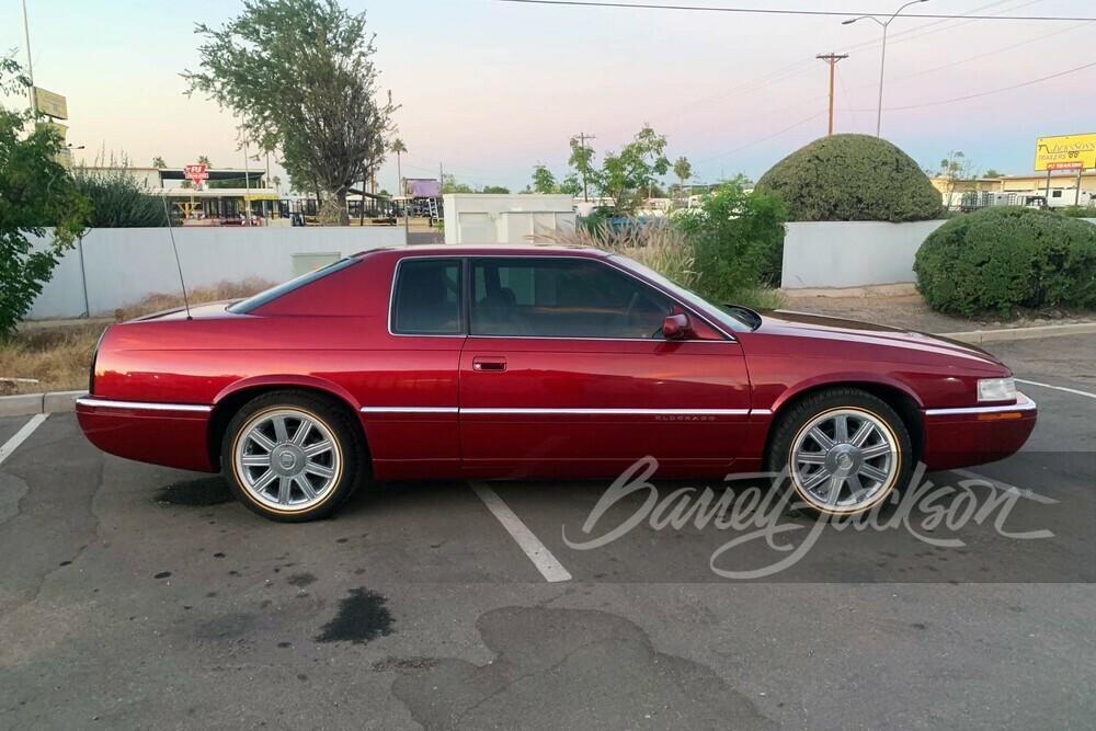 1996 CADILLAC ELDORADO - Side Profile - 253350