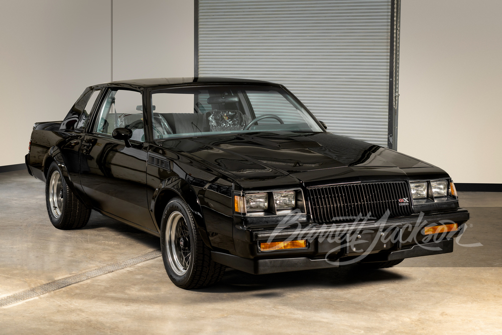 1987 BUICK GRAND NATIONAL GNX - Front 3/4 - 253380