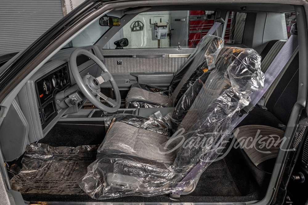 1987 BUICK GRAND NATIONAL GNX - Interior - 253380