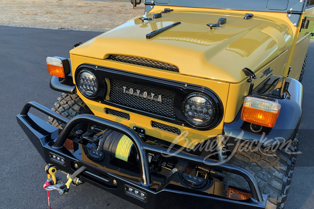 1966 TOYOTA LAND CRUISER FJ45 CUSTOM "CATERPILLAR" PICKUP - Misc 11 - 253418