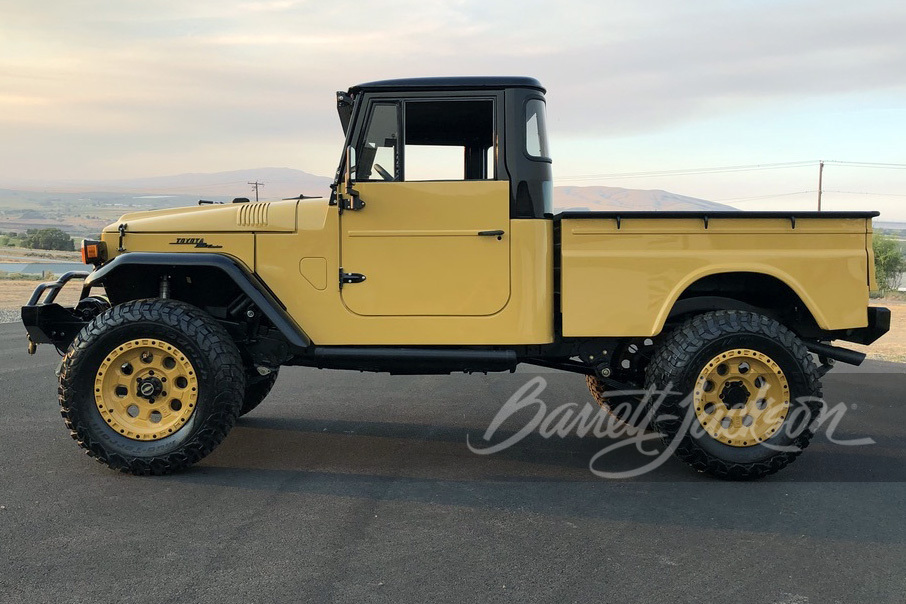 1966 TOYOTA LAND CRUISER FJ45 CUSTOM "CATERPILLAR" PICKUP - Side Profile - 253418