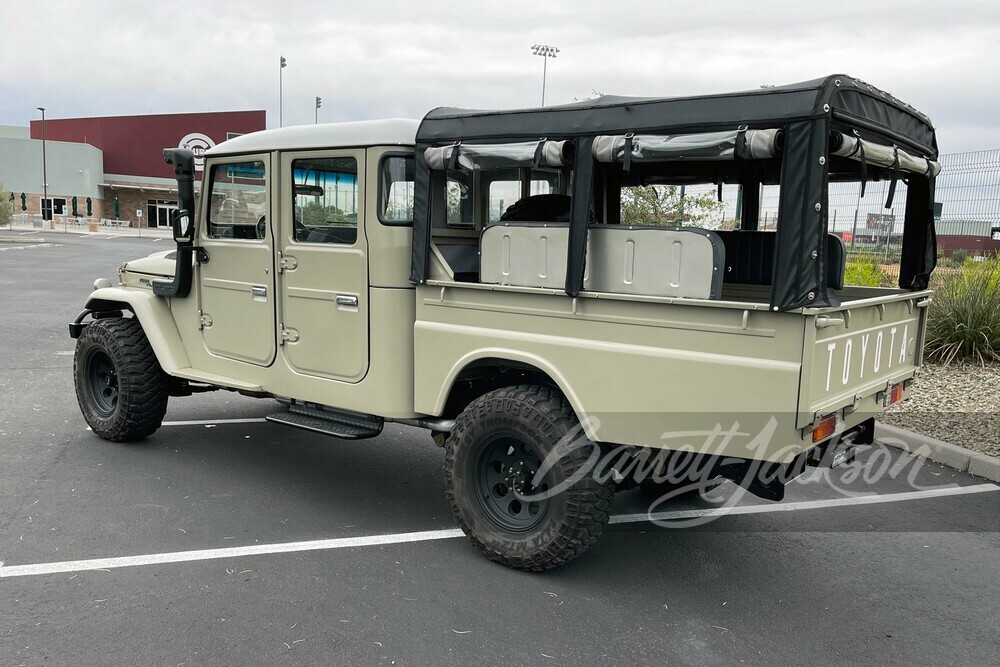 1979 TOYOTA LAND CRUISER HJ45 CUSTOM SUV - Rear 3/4 - 253459