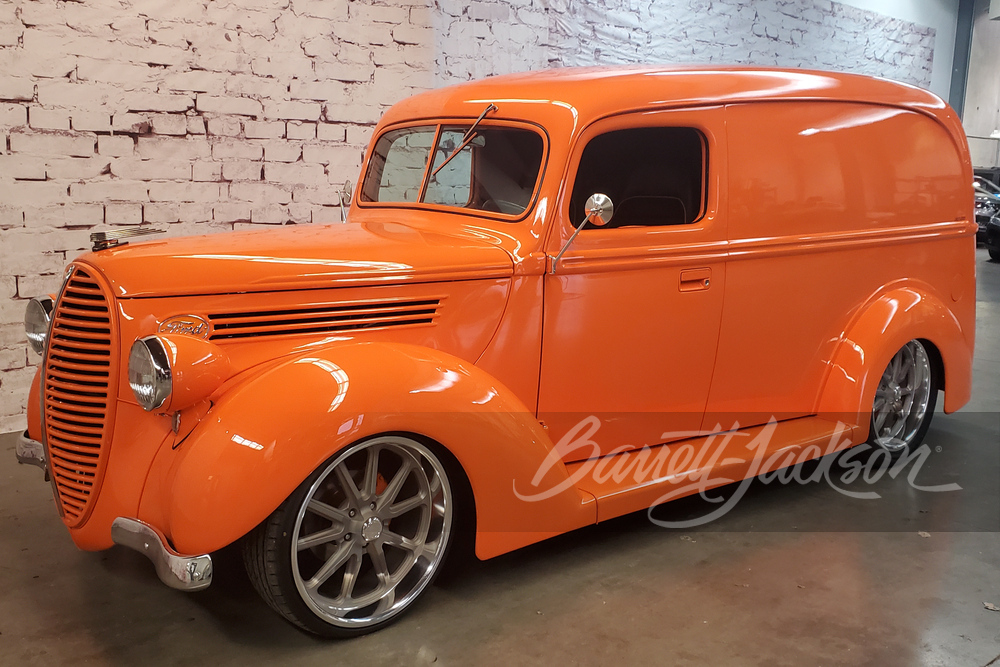 1938 FORD CUSTOM PANEL DELIVERY TRUCK - Front 3/4 - 253641