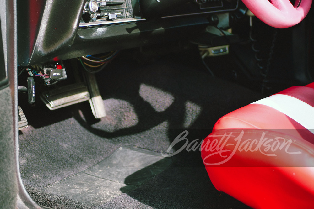 1975 FORD GRAN TORINO "STARSKY AND HUTCH" RE-CREATION - Misc 16 - 253909