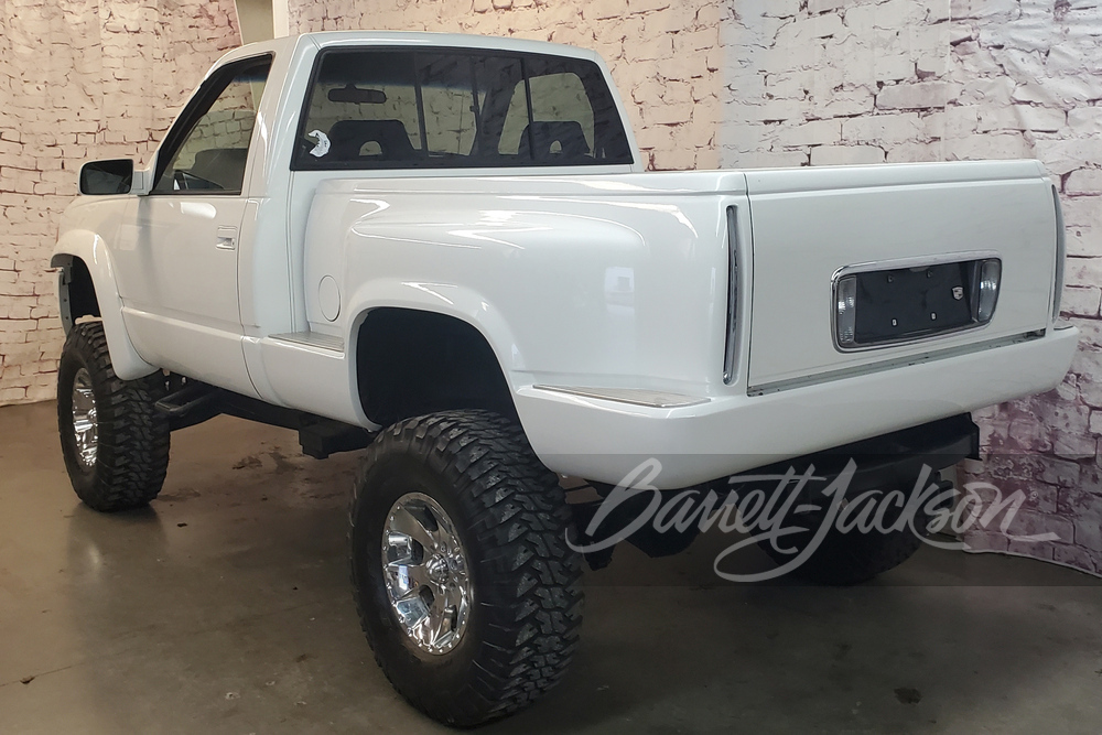 1989 CHEVROLET 1500 CUSTOM PICKUP - Rear 3/4 - 253954
