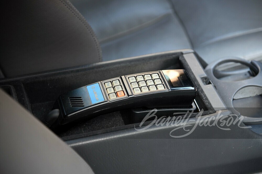 1990 LEXUS LS400 - Misc 15 - 254347