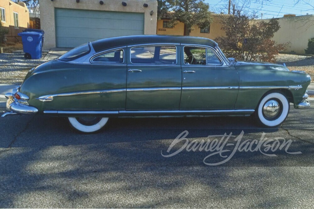 1952 HUDSON HORNET - Side Profile - 254758