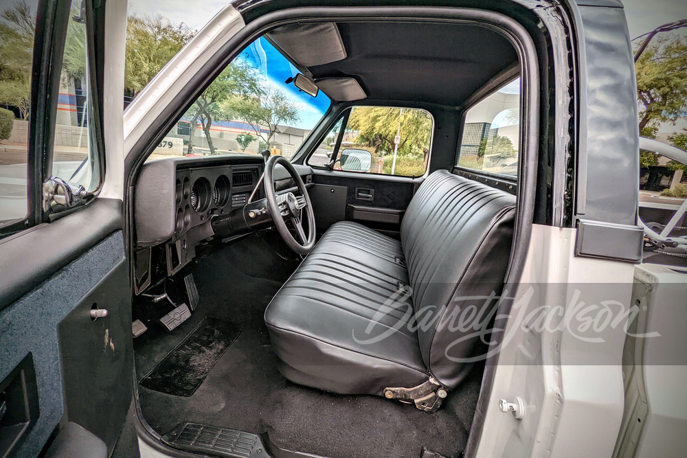1986 CHEVROLET C30 CUSTOM PICKUP - Interior - 254953
