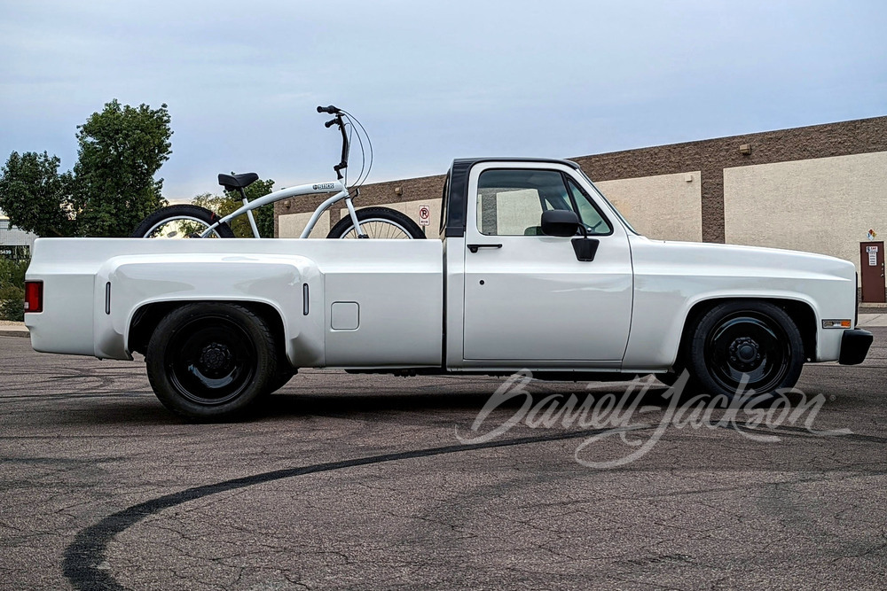 1986 CHEVROLET C30 CUSTOM PICKUP - Side Profile - 254953