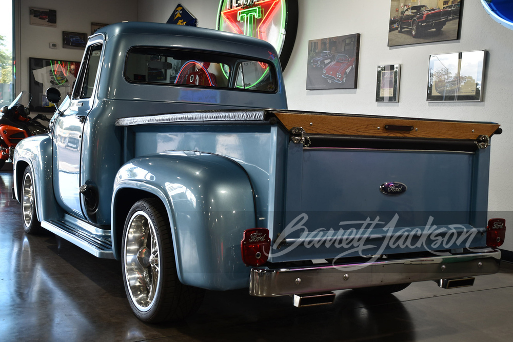 1954 FORD F-100 CUSTOM PICKUP - Rear 3/4 - 255421
