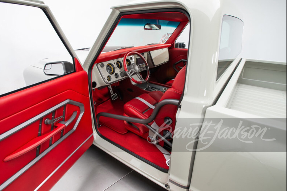 1967 CHEVROLET C10 CUSTOM PICKUP - Interior - 256458