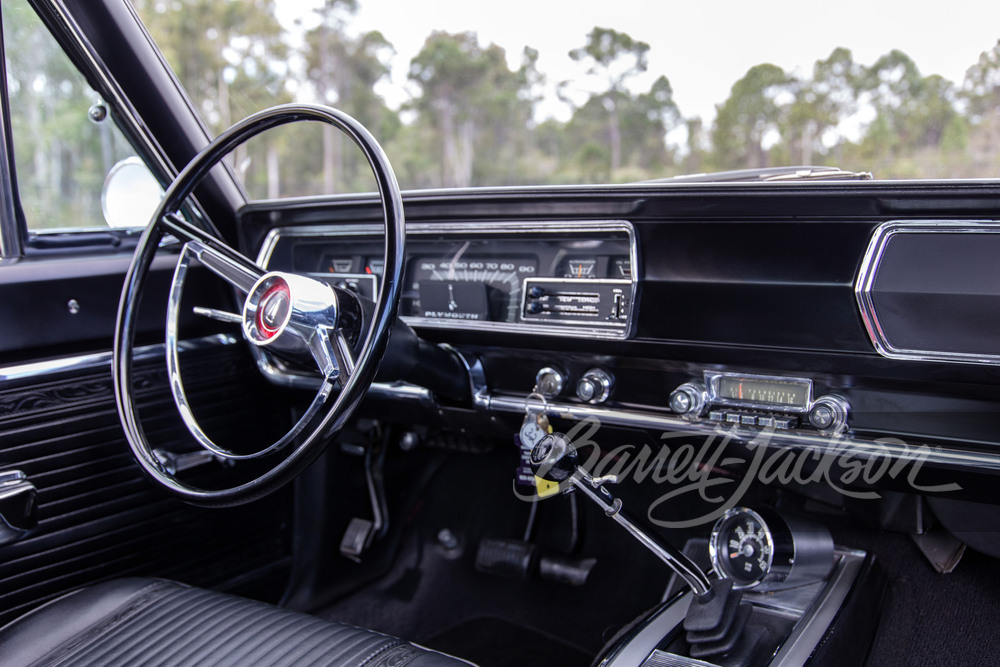 1966 PLYMOUTH HEMI SATELLITE COUPE - Interior - 256479