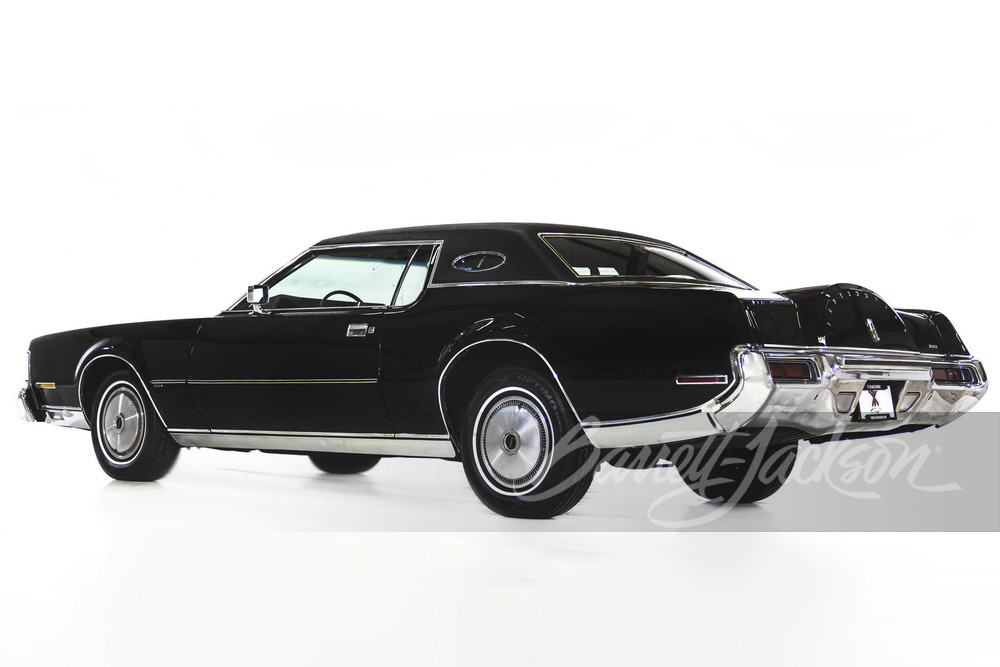 1973 LINCOLN CONTINENTAL MARK IV COUPE - Rear 3/4 - 256542