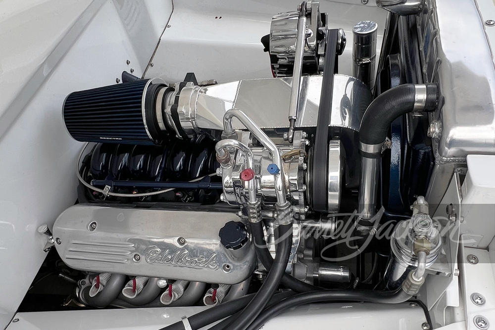 1952 CHEVROLET 3100 5-WINDOW CUSTOM PICKUP - Engine - 256692