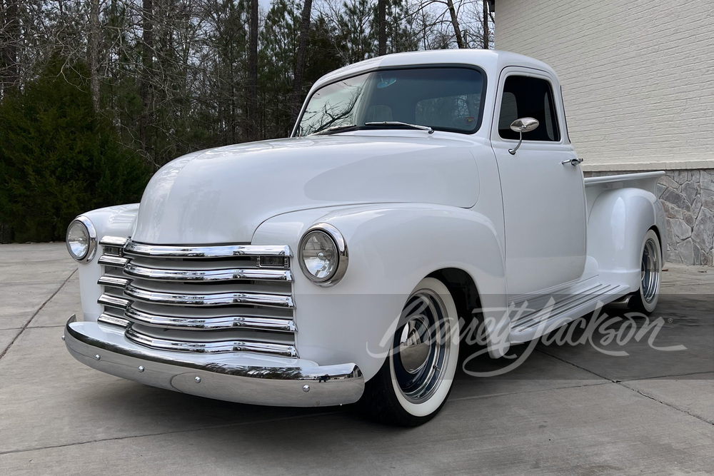 1952 CHEVROLET 3100 5-WINDOW CUSTOM PICKUP - Front 3/4 - 256692